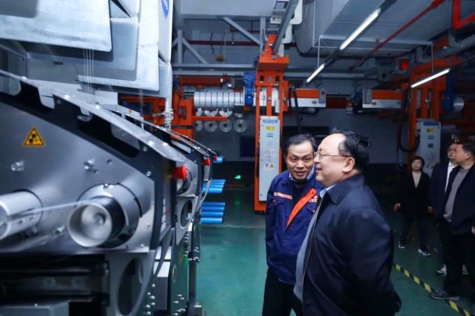 Ư��4����