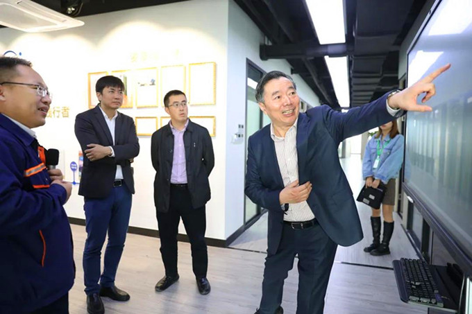 Ư��4����