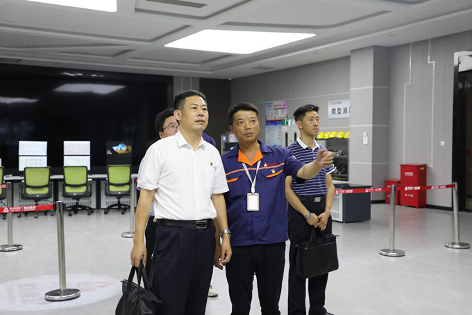 Ư��4����