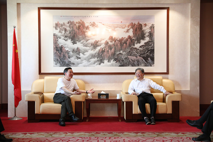 Ư��4����