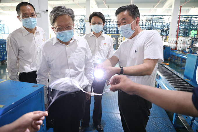 Ư��4����