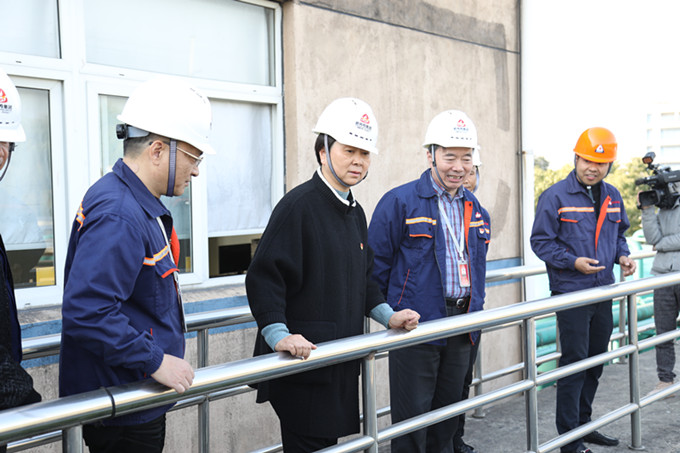 Ư��4����