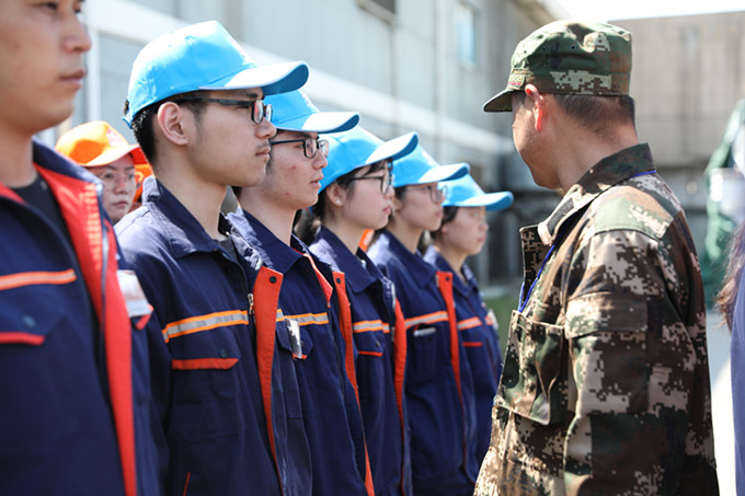 Ư��4����