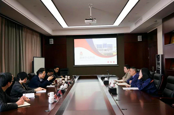 Ư��4����