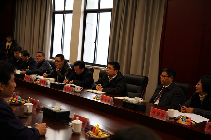 Ư��4����