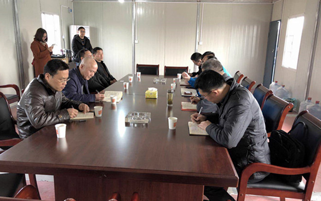 Ư��4����