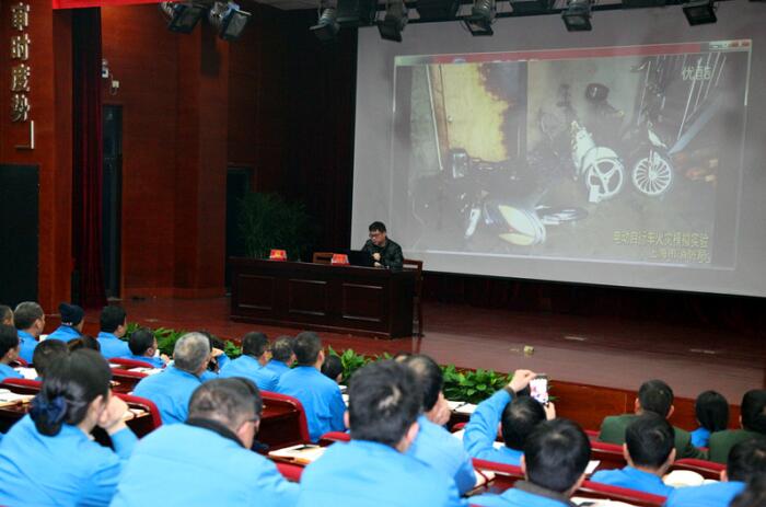 Ư��4����